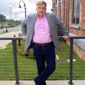 Meet your Posher, Cameron